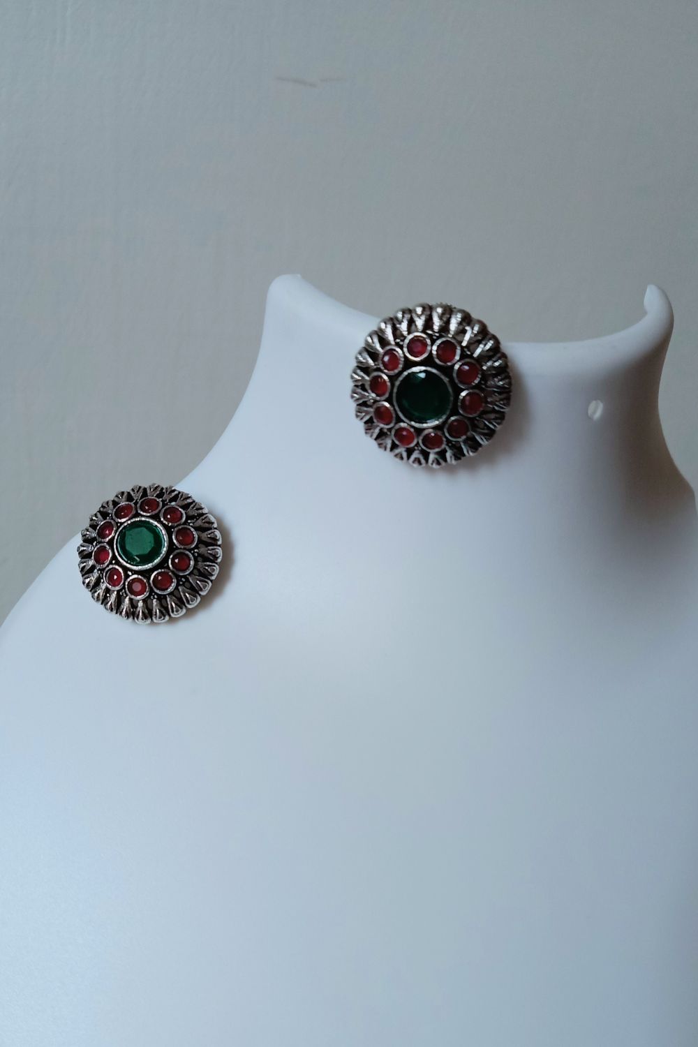 Pavanii (Red & Green) - Premium Quality Oxidised Stud