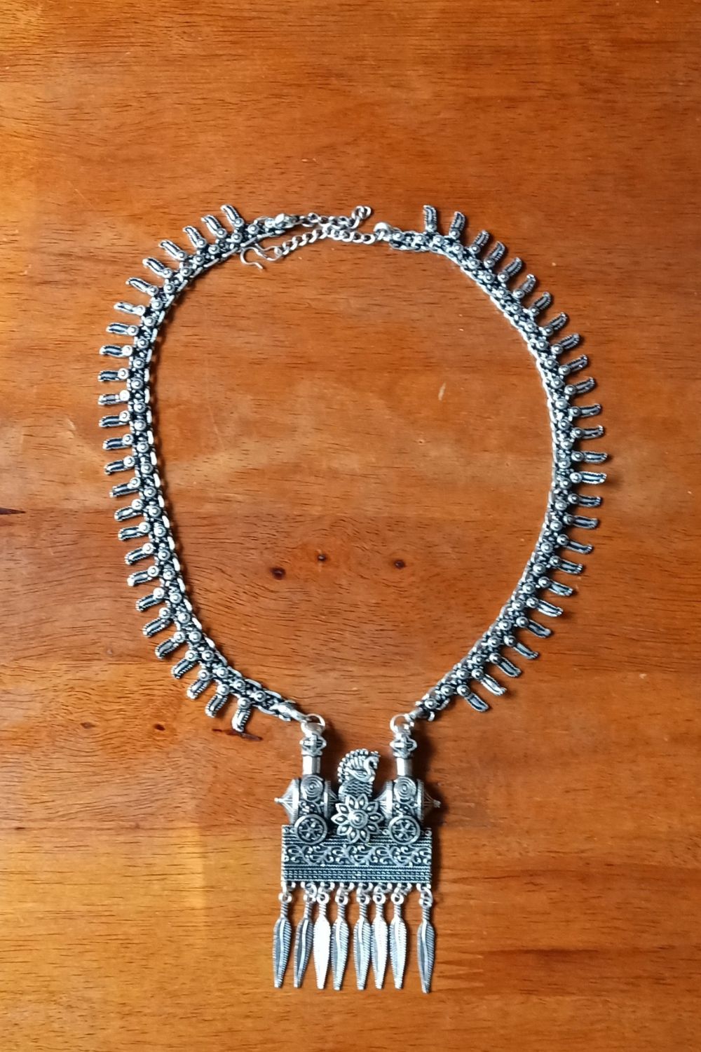 Lata - Medium Size Oxidised Pendant Necklace