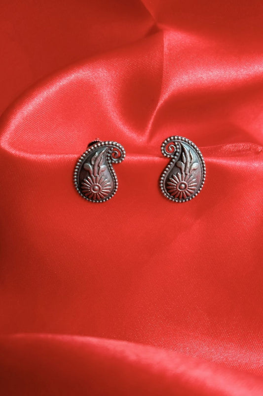 Paisley - Premium Quality Oxidised Stud