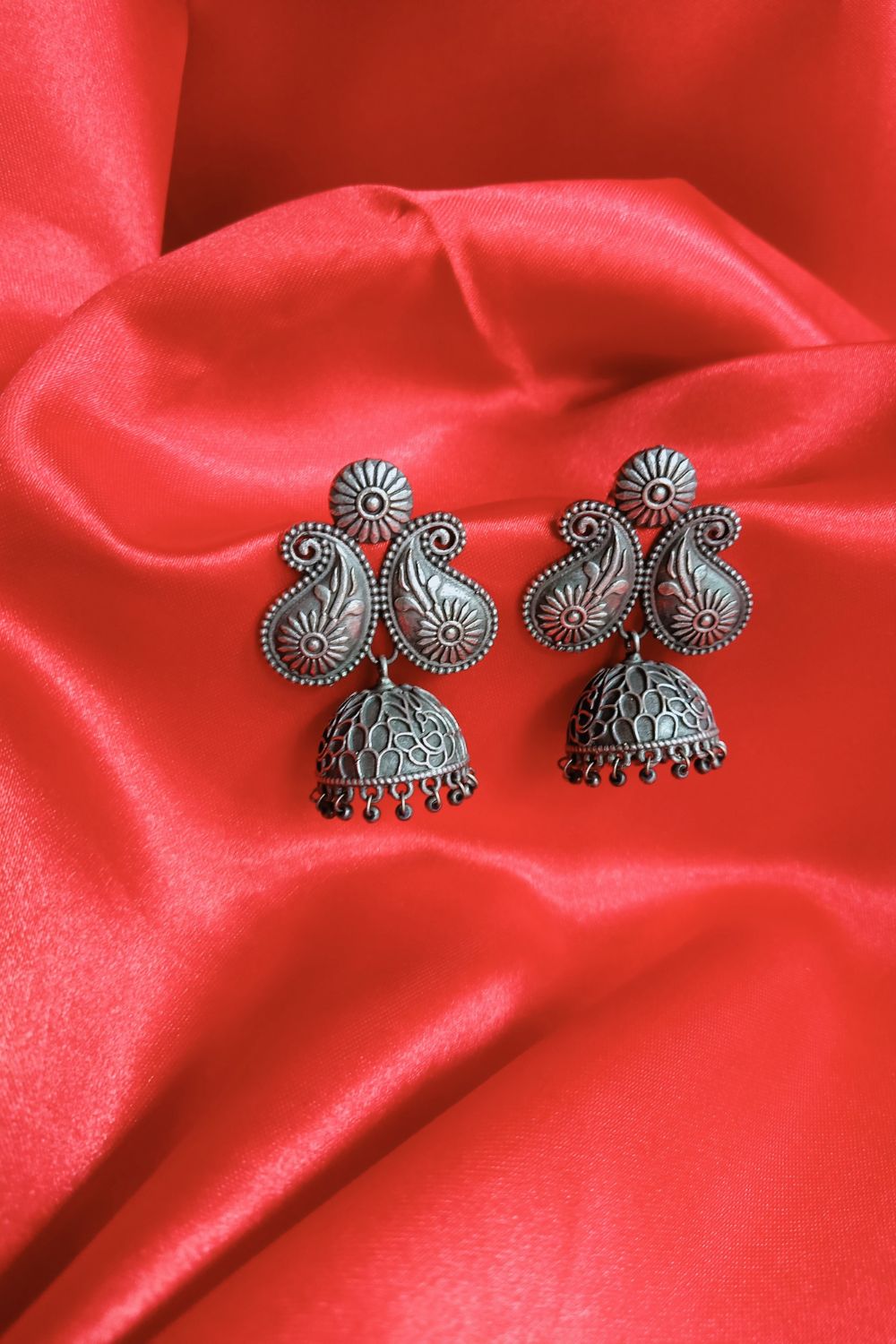 Tashi - Premium Quality Oxidised Jhumki